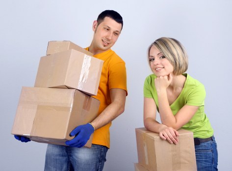 Booking confirmation and access arrangement for storage service